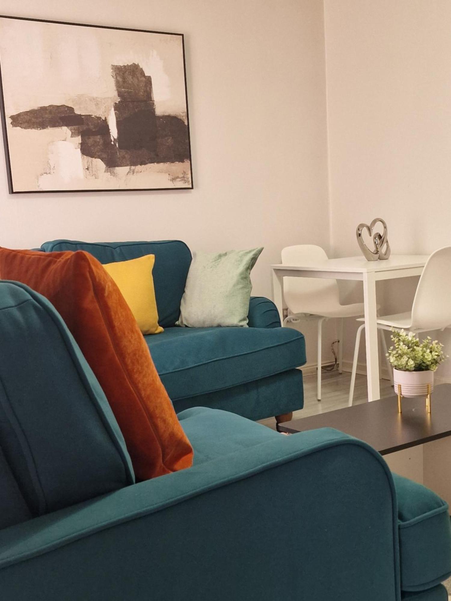 Marvell Homes For Families, Groups & Contractors Apartment